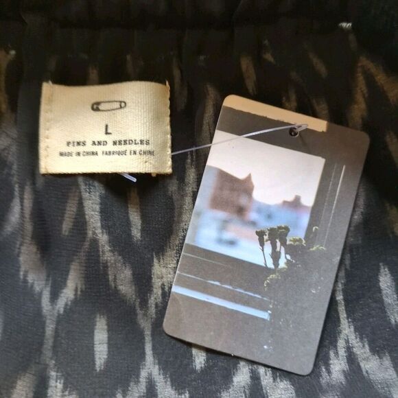 Anthropologie Pins and Needles Mini‎ Skirt Size Large Black White Ikat Boho NEW - Picture 3 of 8